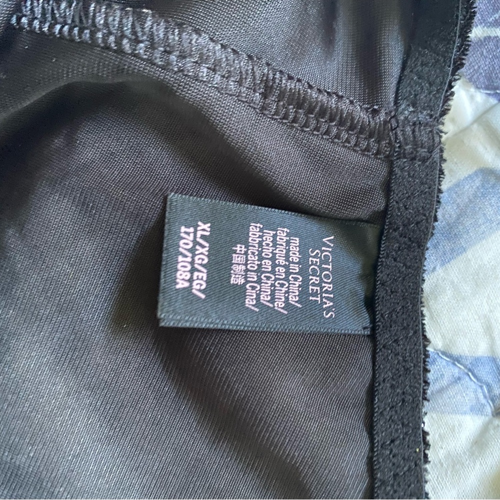 Victoria secret sexy nightie - Picture 3 of 3